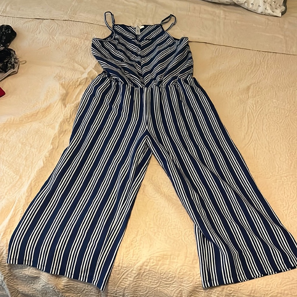 Wide legged romper